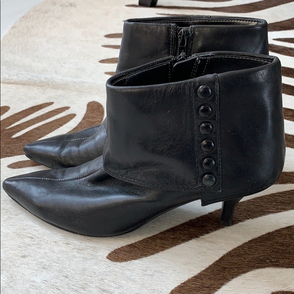 Nine West Leather booties